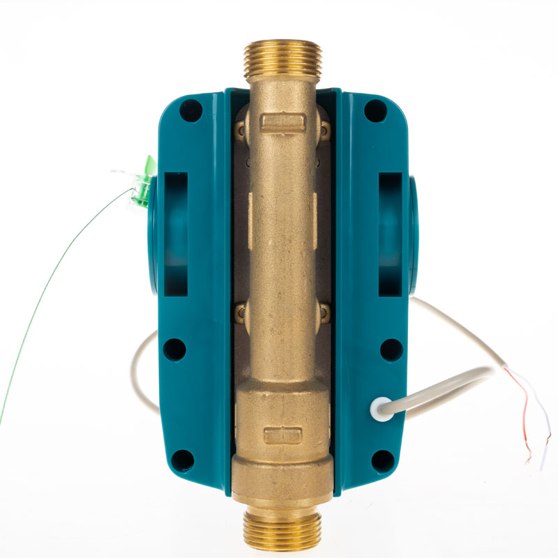 Nola hobetzen du kable bidezko ur kontagailu batek ura kudeatzeko eraginkortasuna?